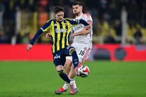 Beşiktaş, Fenerbahçe'yi son anda devirdi: 2-1