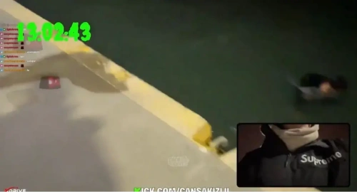 Can Sakızlı canlı yayında denize düşen kadını kurtardı