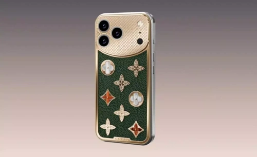 Caviar'dan 500 bin TL'lik lüks iPhone 17 Pro koleksiyonu