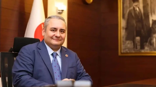 CHP'de deprem: Keçiören Belediye Başkanı partiden ayrıldı