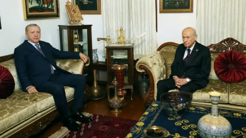 Cumhurbaşkanı Erdoğan, Bahçeli'yi evinde ziyaret etti