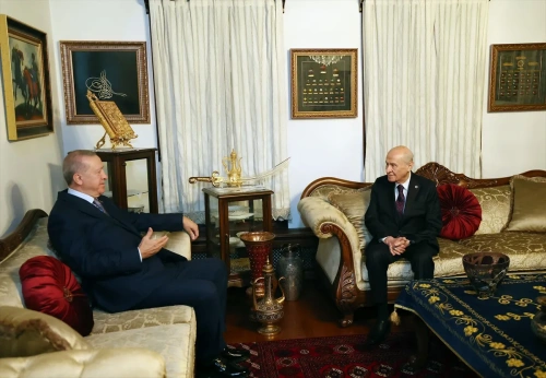 Cumhurbaşkanı Erdoğan, Bahçeli'yi evinde ziyaret etti