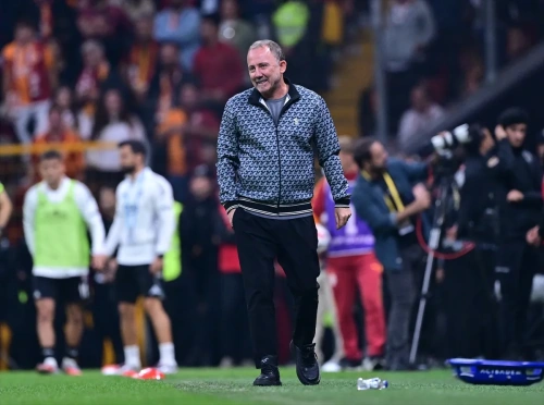 Derbi ateşi söndü: Galatasaray-Beşiktaş 1-1 berabere!