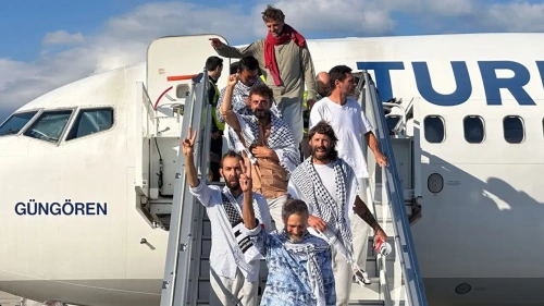 Dışişleri Sözcüsü: "Sumud Filosu'nda alıkonulan 14 Türk vatandaşı yarın Türkiye'ye getirilecek"