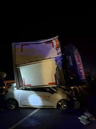 Diyarbakır'da feci kaza! 4 ölü, 14 yaralı