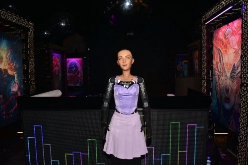 Dünyada ilk kez bir robot vatandaş oldu: Hangi ülke verdi?