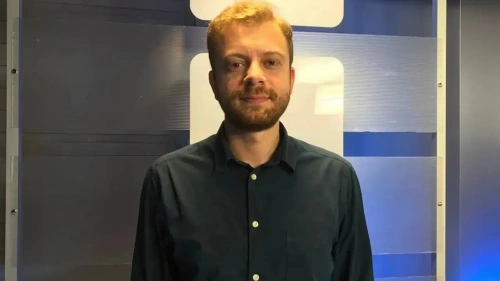 Emrah Gülsunar sosyal medya anketi nedeniyle tutuklandı