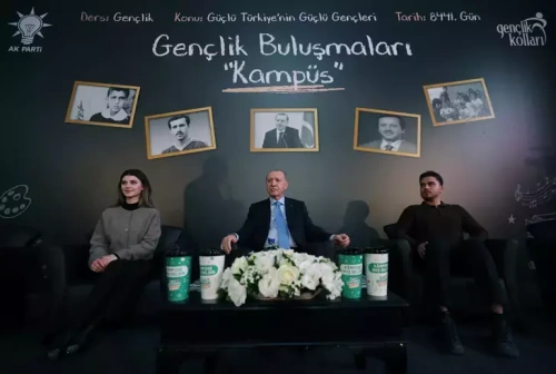 Erdoğan gençlerle buluştu: Silahlar yakılıyor, huzur var