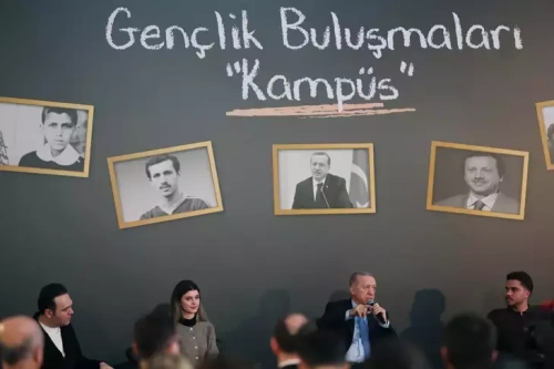 Erdoğan gençlerle buluştu: Silahlar yakılıyor, huzur var