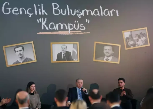 Erdoğan gençlerle buluştu: Silahlar yakılıyor, huzur var