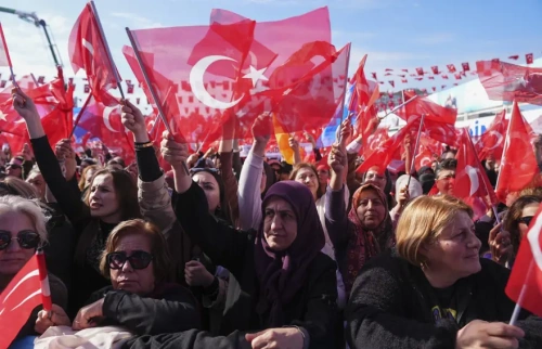 Erdoğan: Suriye'de terör örgütleri işgal ettiği yerlerden çıkarılıyor