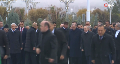 Erdoğan'dan Türkmenistan'da önemli barış mesajları