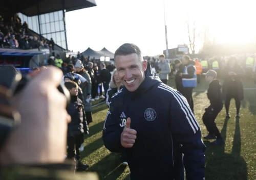 FA Cup'ta tarihi sürpriz: 6. Lig Takımı şampiyonu eledi