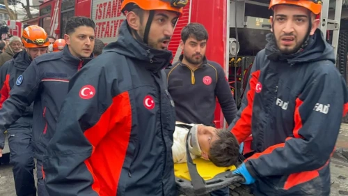 Fatih'te patlama: İki bina yıkıldı, 1 ölü 10 yaralı