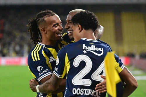 Fenerbahçe, Antalyaspor’u 2-0 yendi!