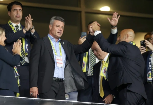 Fenerbahçe, Antalyaspor’u 2-0 yendi!