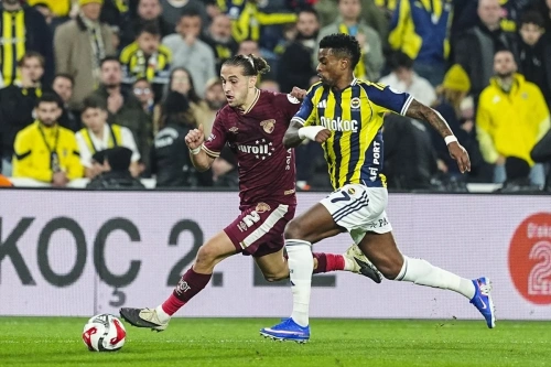 Fenerbahçe evinde Göztepe'ye takıldı