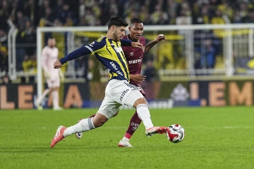 Fenerbahçe evinde Göztepe'ye takıldı