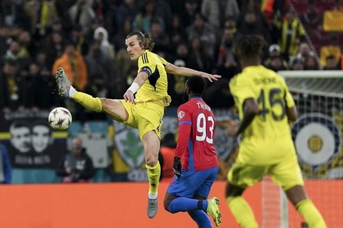 Fenerbahçe, FCSB deplasmanında 1-1 berabere Kaldı, Play-off'a Yükseldi