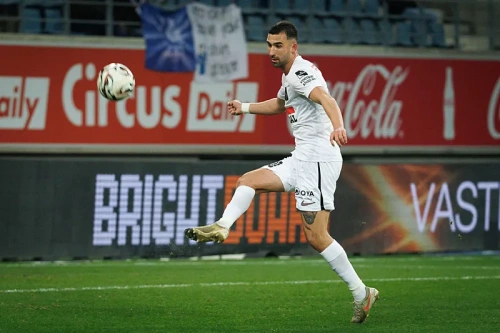 Fenerbahçe, Galatasaray altyapısından yetişen Emin Bayram'ı istiyor