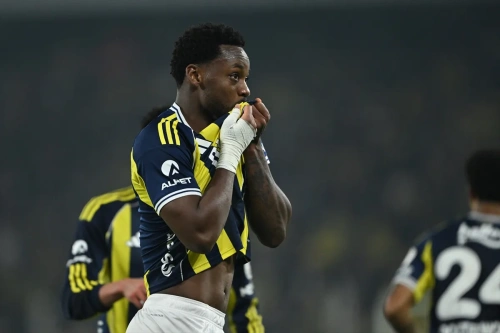 Fenerbahçe-Galatasaray derbisi 1-1 berabere sona erdi