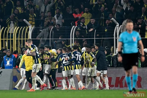 Fenerbahçe-Galatasaray derbisi 1-1 bitti: Spor yazarlarından hakem eleştirisi
