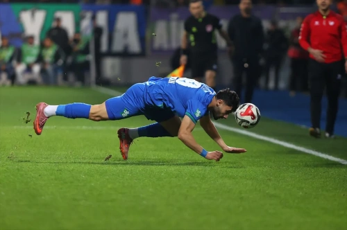 Fenerbahçe'den inanılmaz dönüş: 2-0'dan 5-2'lik galibiyete!