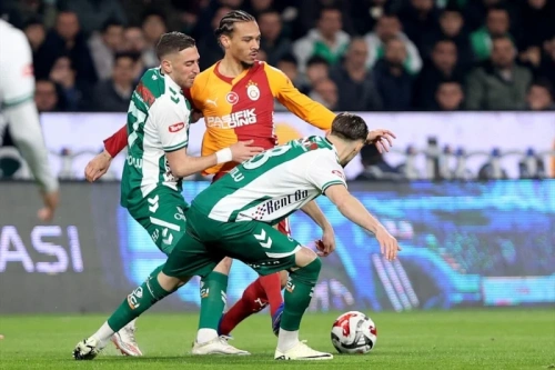 Galatasaray deplasmandа yıkıldı: Konyaspor'a 2-0 mağlubiyet