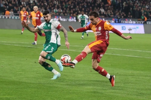 Galatasaray deplasmandа yıkıldı: Konyaspor'a 2-0 mağlubiyet