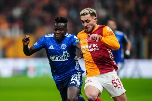Galatasaray Kasımpaşa'yı 3-0 yendi, liderliğe döndü