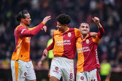Galatasaray Kasımpaşa'yı 3-0 yendi, liderliğe döndü