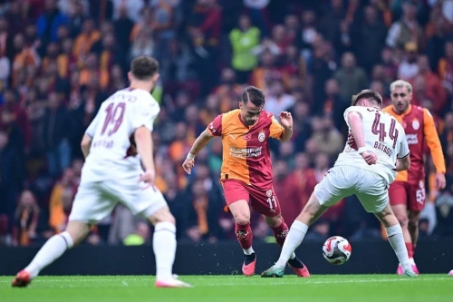Galatasaray-Trabzonspor derbisi golsüz berabere: 0-0