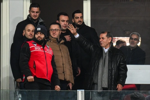 Galatasaray, Trabzonspor'u 4-1 yenerek finale yükseldi