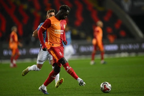 Galatasaray, Trabzonspor'u 4-1 yenerek finale yükseldi