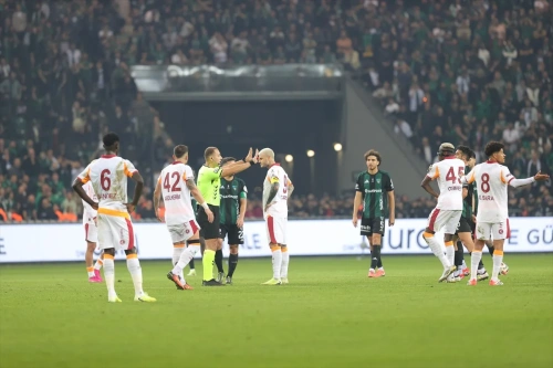 Galatasaray'a Kocaelispor şoku: Lider ilk yenilgisini aldı