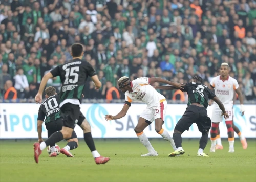 Galatasaray'a Kocaelispor şoku: Lider ilk yenilgisini aldı