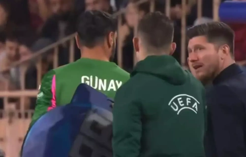 Galatasaray'da Günay Güvenç'in talihsiz gecesi: Oyuna girdi, 6 saniyede gol yedi