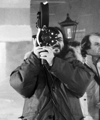 Garipoğlu'nun yalısındaki 'Divine Circus' yazısının sırrı: 1972 Rothschild partisine uzanıyor