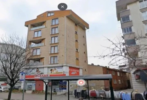 Gebze'de 6 katlı bina çöktü, enkaz altında 7 kişi var