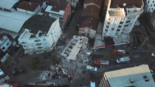 Gebze'de çöken binanın daha önce kaydığı ortaya çıktı: Aile dışarı çıkmış, sonra geri girmiş