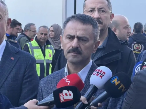 Gebze'de zemin incelemesi başladı: 72 daire boşaltıldı