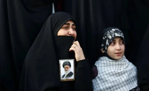 Hamaney'in ölümü İran sokaklarını ayağa kaldırdı: 40 günlük ulusal yas ilan edildi