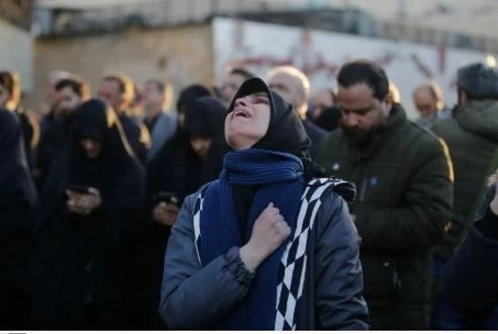 Hamaney'in ölümü İran sokaklarını ayağa kaldırdı: 40 günlük ulusal yas ilan edildi