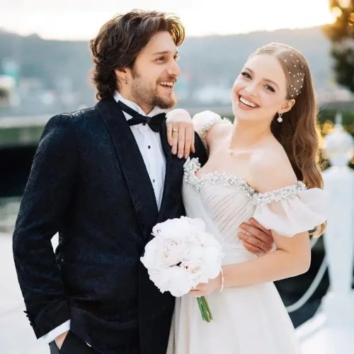 İpek Filiz Yazıcı ve Ufuk Beydemir boşandı! Sosyal medyadan duyurdular