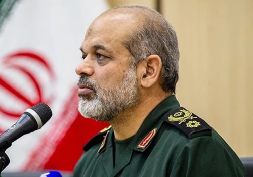 İran Devrim Muhafızları'nda yeni komutan: Tuğgeneral Ahmed Vahidi göreve atandı