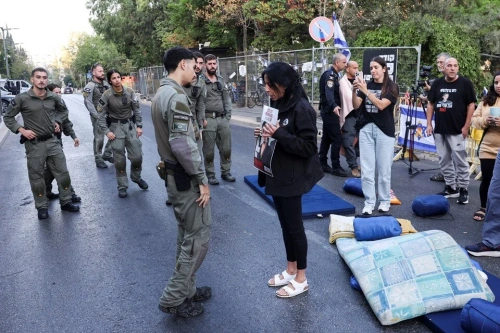 İsrail Gazze’ye kara harekâtı başlattı: 18 Filistinli öldü, rehineler İçin endişe büyüyor
