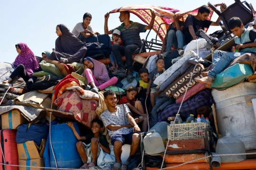 İsrail’in Gazze’ye sürgün emri: Binlerce Filistinli göç yolunda