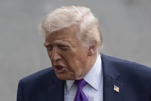 İsrail Tahran'daki mitingi vurdu, ABD 'en büyük saldırı bugün' dedi