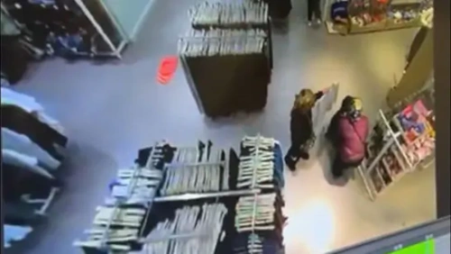 İstanbul'da 219 sabıka kaydı olan iki kadın hırsız yakalandı