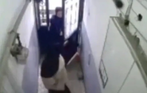 İstanbul'da 219 sabıka kaydı olan iki kadın hırsız yakalandı